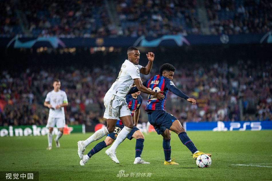 日本绝地反击巴萨，格纳布里制霸全场