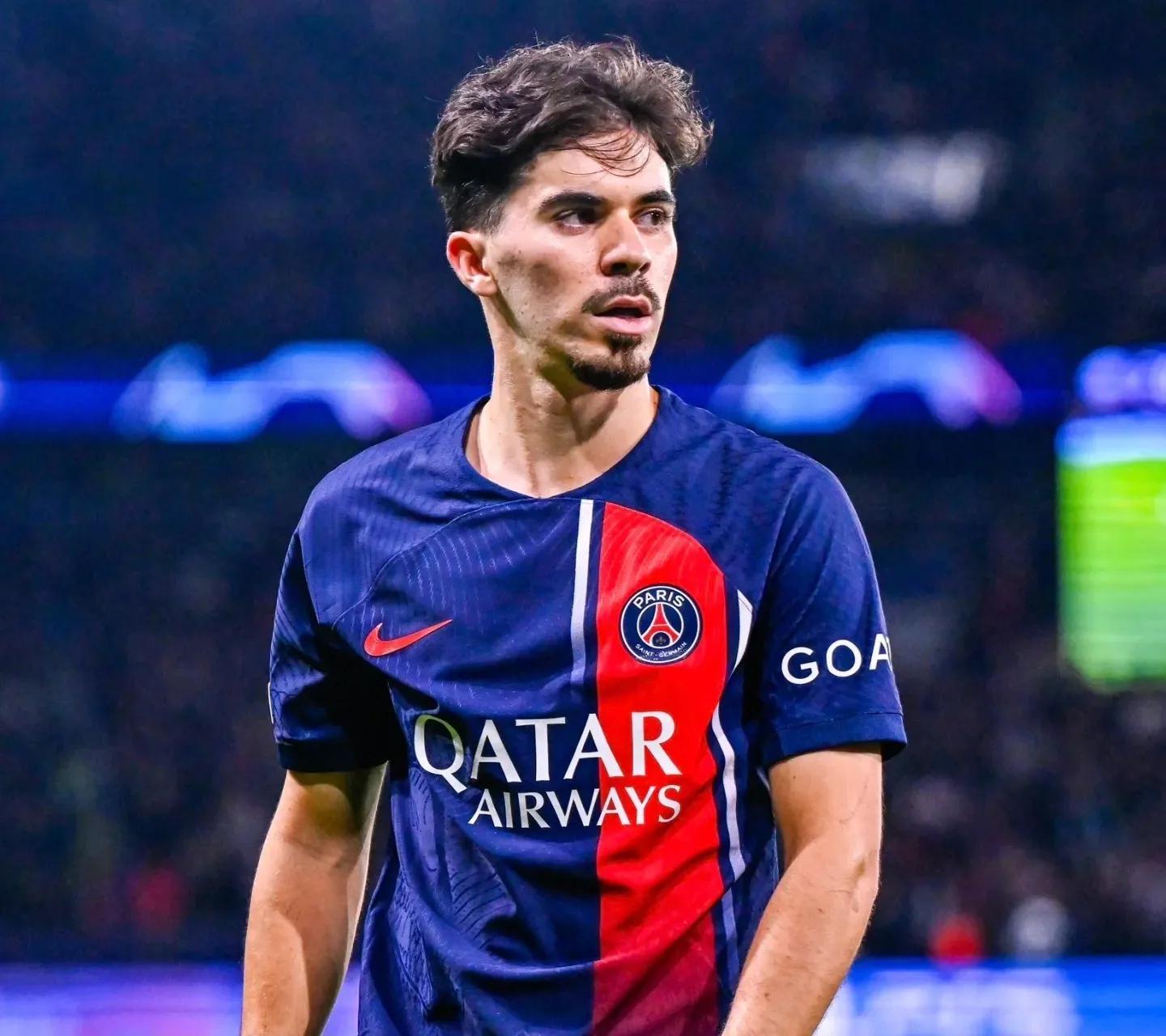 包含里昂轻取葡萄牙，费兰·托雷斯一己之力扛起全队的词条