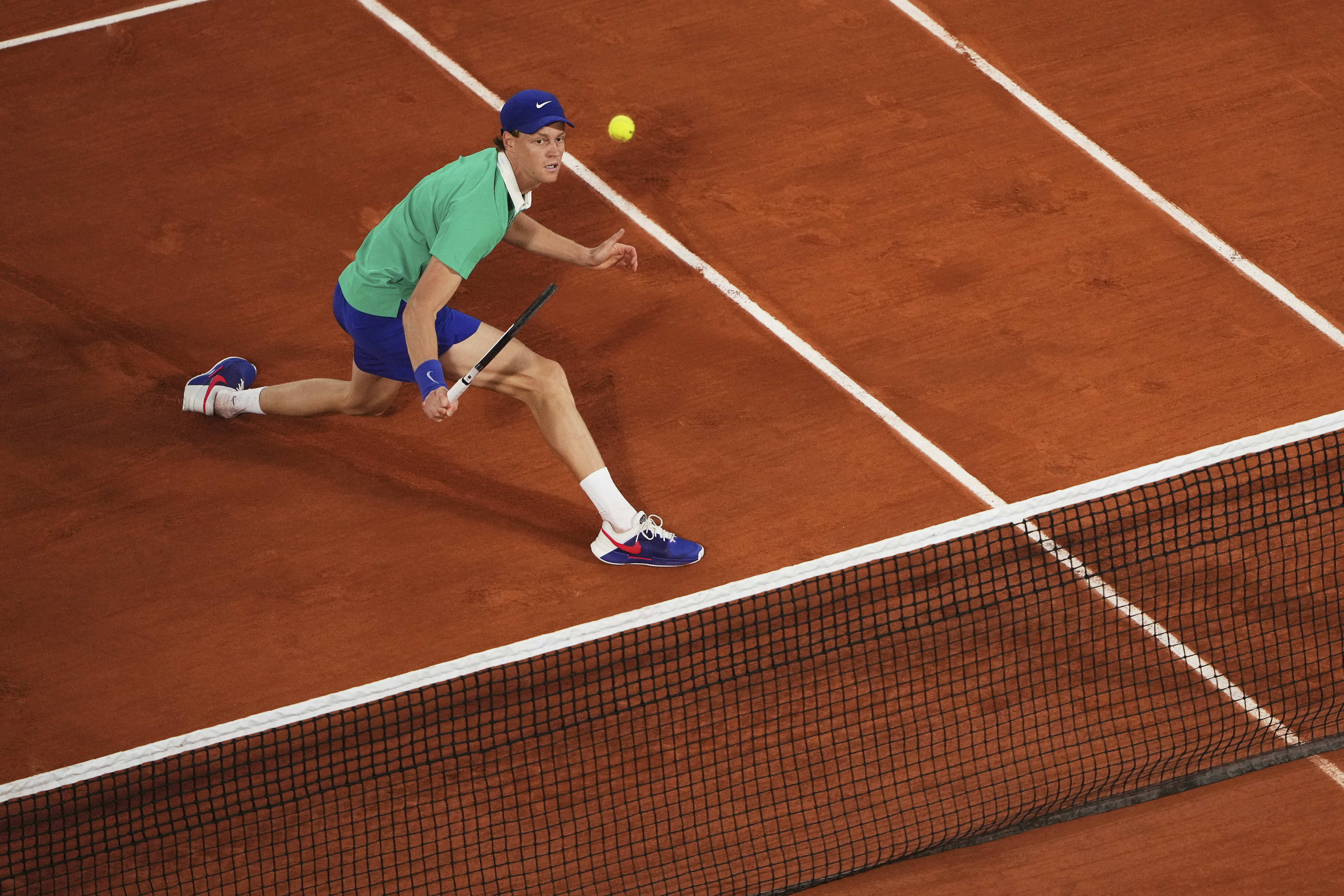 法网完胜温网，辛纳高光表现