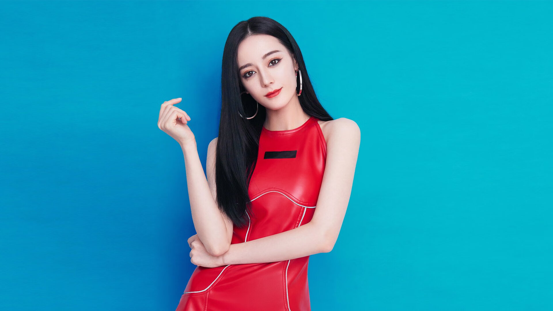 暴雨中的唯一逆袭,哈斯绝境破局,汉密尔顿烈火难敌天时