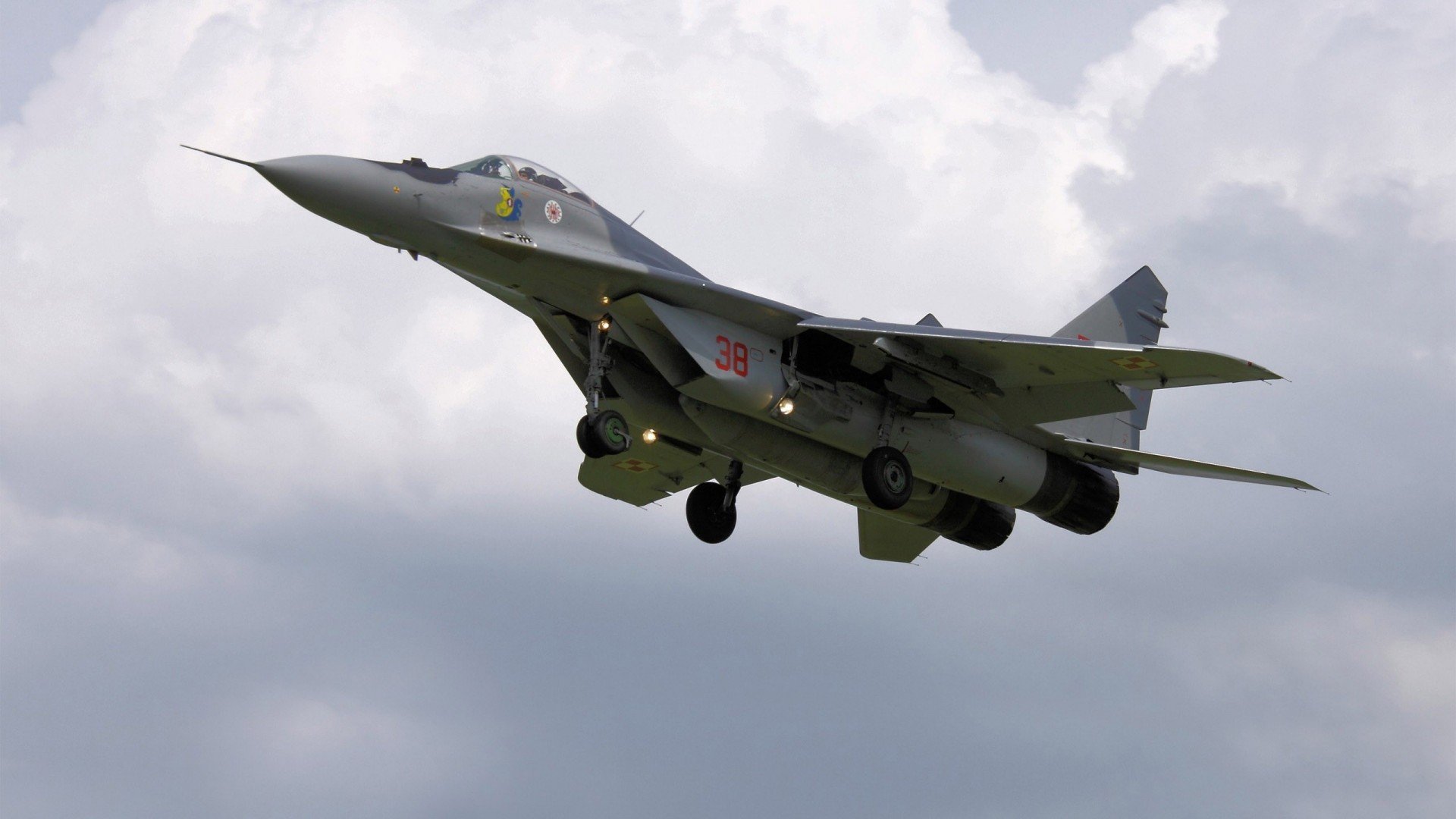 当几内亚的山风遇见里昂的工业足球，孙兴慜如何用一己之力提前终结悬念