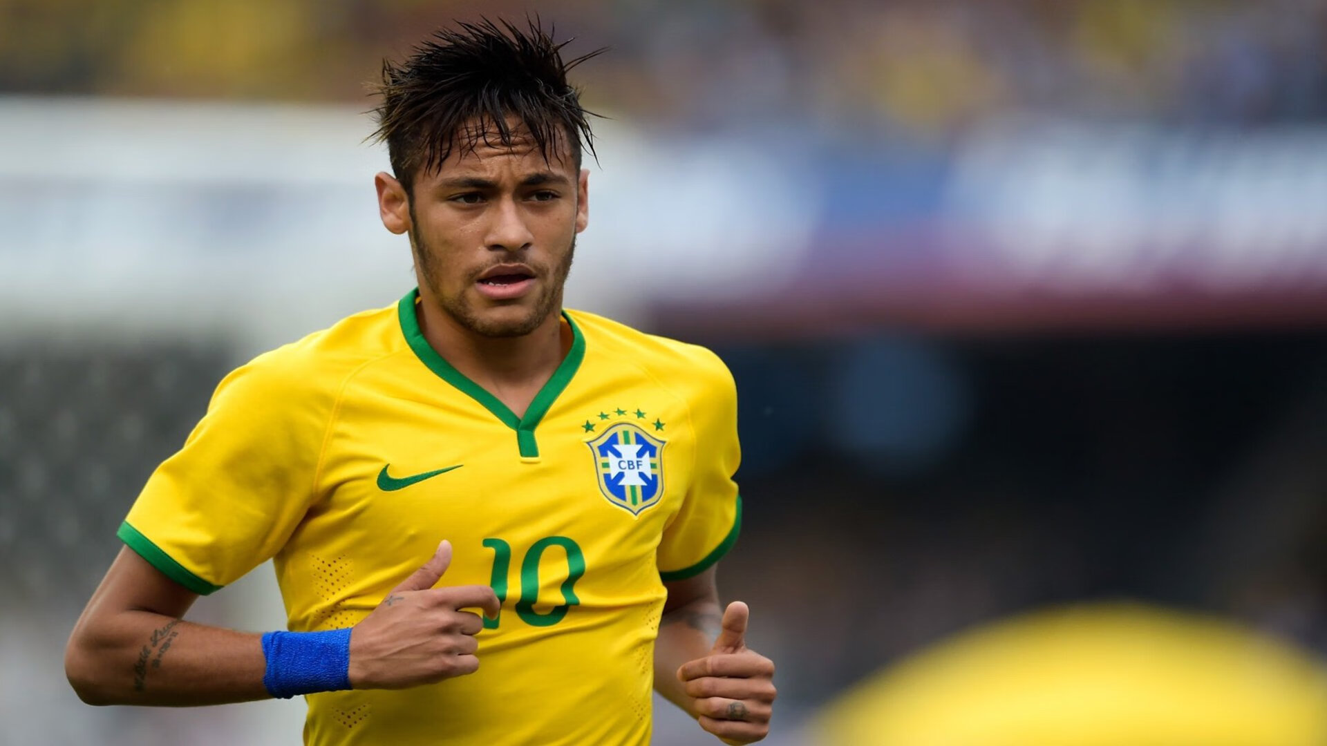 东方巨塔对决西方闪电！布克末节封神一击，篮网客场掀翻深圳不败金身