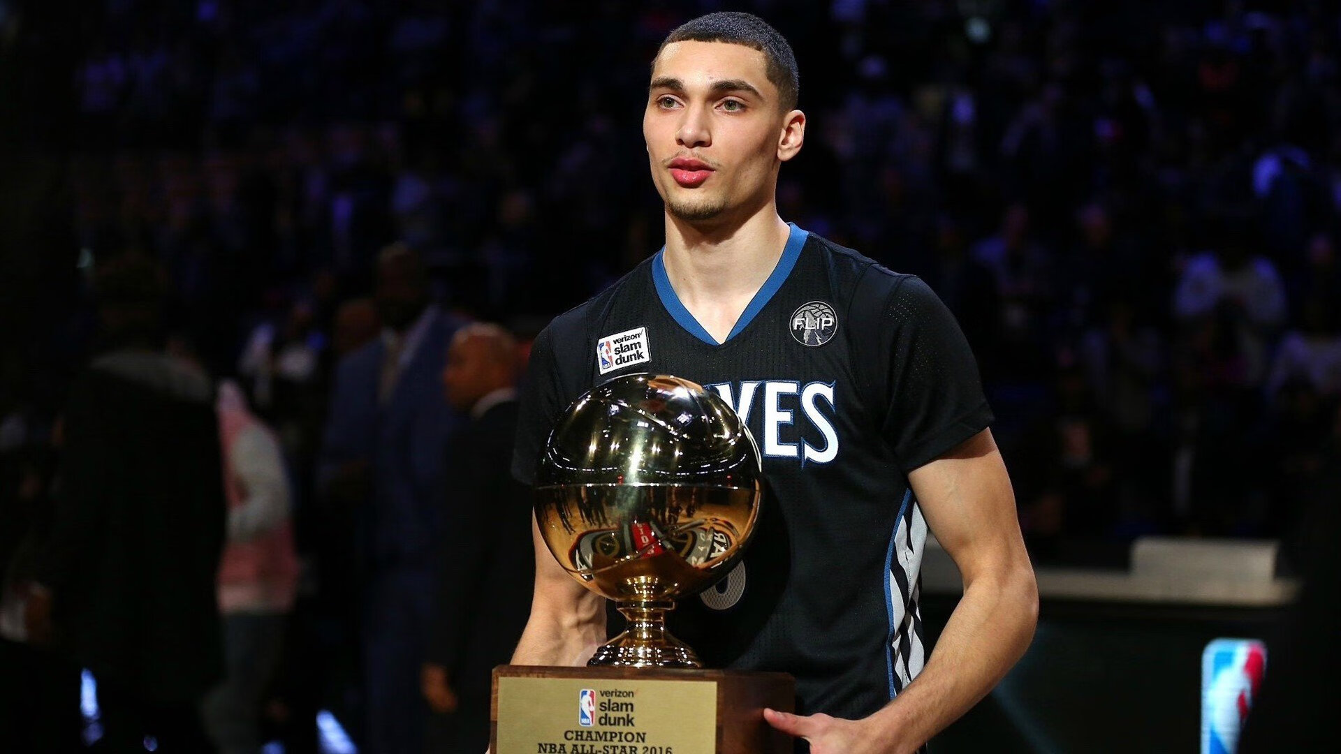 德意志精密与法兰西焰火，卡马文加导演，德国双核锁定贝蒂斯命门